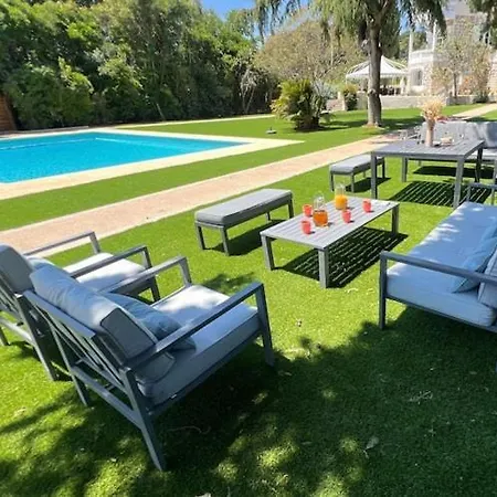 Readmyhostprofile! Private 6 Ac Bedrooms Villa With Pool * 케인즈수르메르