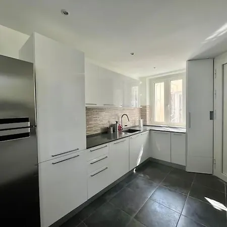 Readmyhostprofile! Private 6 Ac Bedrooms Villa With Pool 아파트 케인즈수르메르