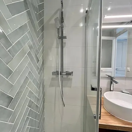 Readmyhostprofile! Private 6 Ac Bedrooms Villa With Pool 아파트