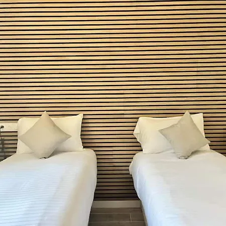 아파트 Readmyhostprofile! Private 6 Ac Bedrooms Villa With Pool 케인즈수르메르