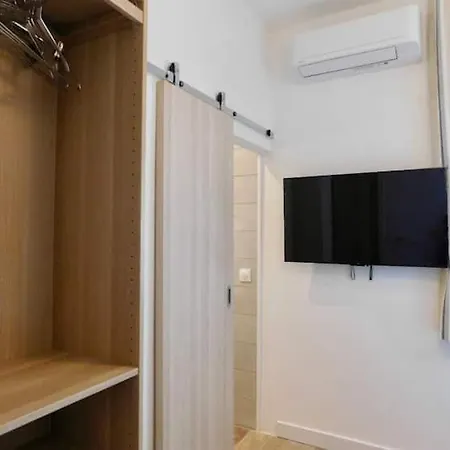 Readmyhostprofile! Private 6 Ac Bedrooms Villa With Pool