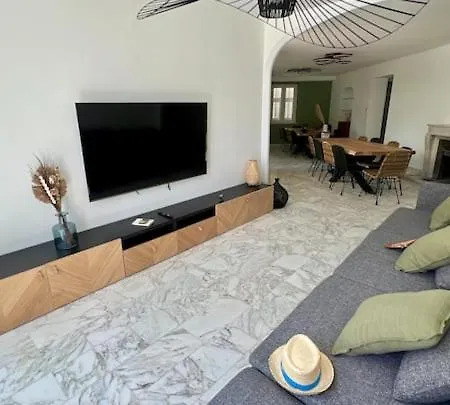 Readmyhostprofile! Private 6 Ac Bedrooms Villa With Pool 아파트