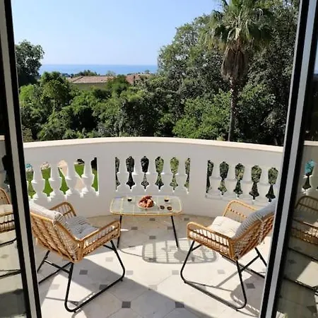 Readmyhostprofile! Private 6 Ac Bedrooms Villa With Pool 아파트 케인즈수르메르