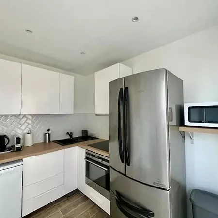 아파트 Readmyhostprofile! Private 6 Ac Bedrooms Villa With Pool 케인즈수르메르